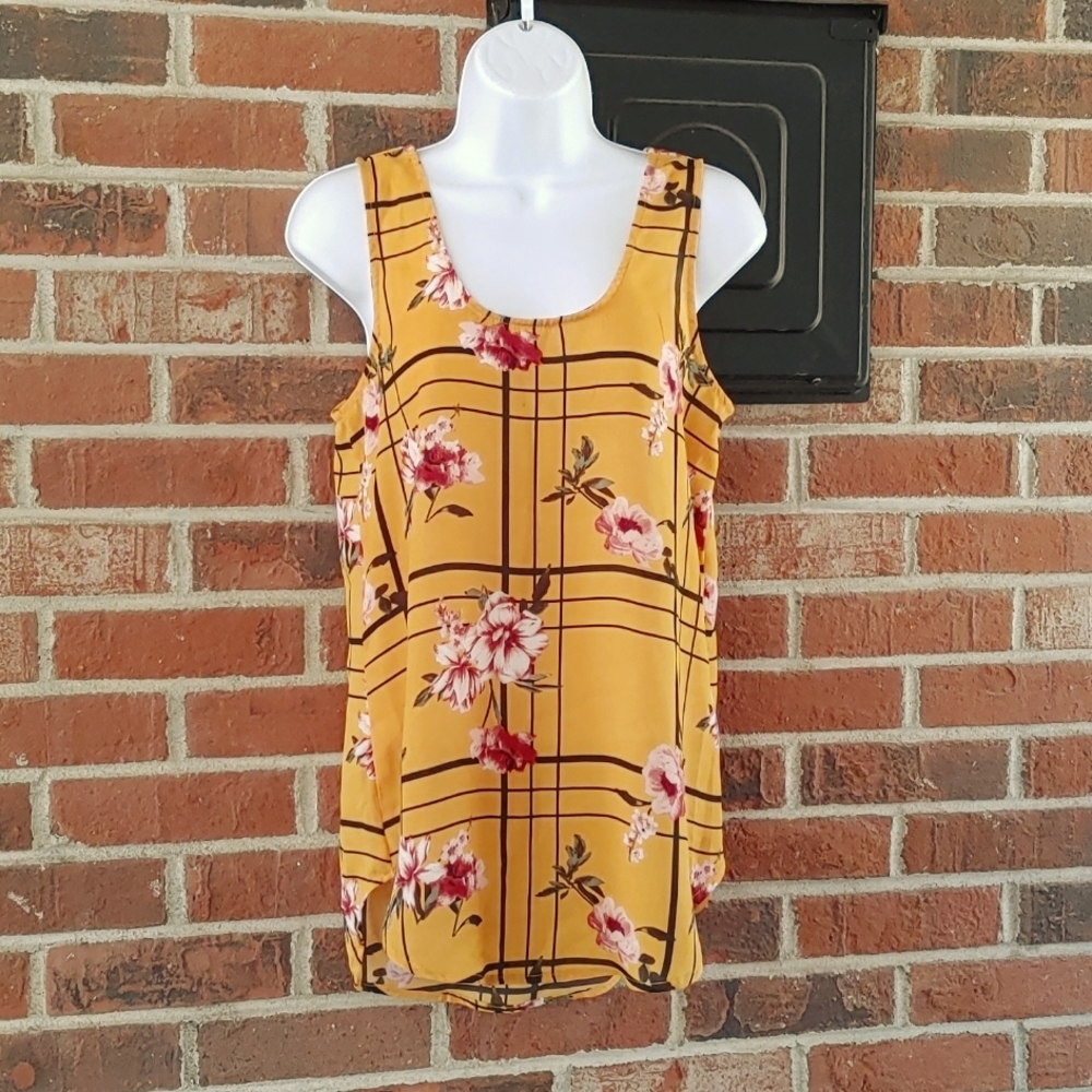 Daytrip Sleeveless Top Size S